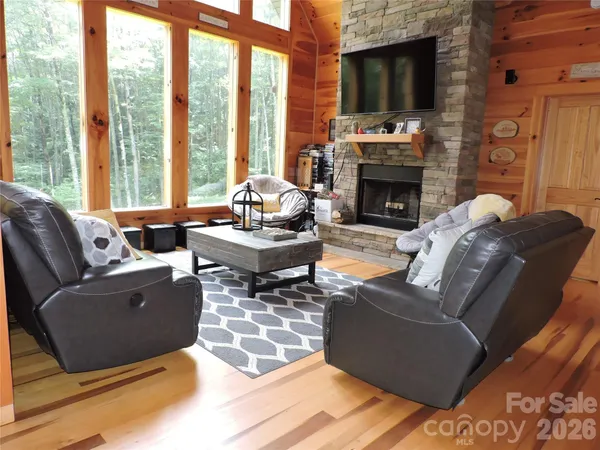 $699,500 | 103 Chucks Lane, Bakersville, NC 28705