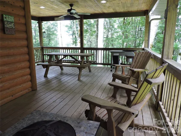 $699,500 | 103 Chucks Lane, Bakersville, NC 28705