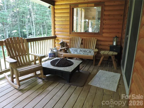 $699,500 | 103 Chucks Lane, Bakersville, NC 28705