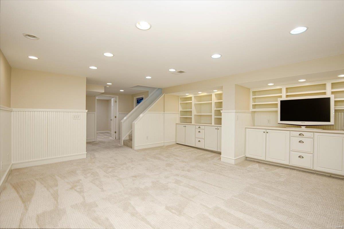 7436 Byron Place Clayton, MO 63105 - Photo 23 of 28