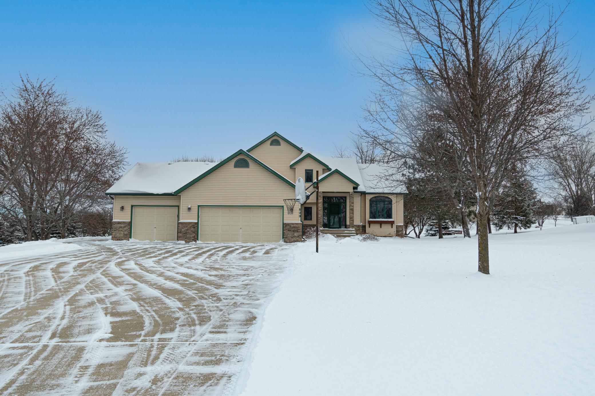 809 East Lake Cowdry Road Alexandria, MN 56308 - Photo 1 of 1 Gallery Image 1