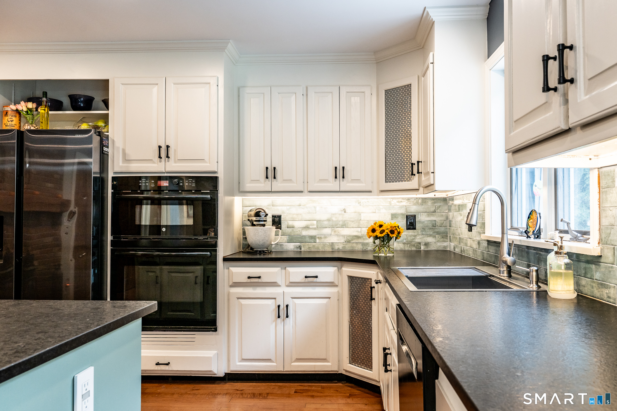 98 Dean Road East Lyme, CT 06333 - Photo 13 of 39 Gallery Image 13