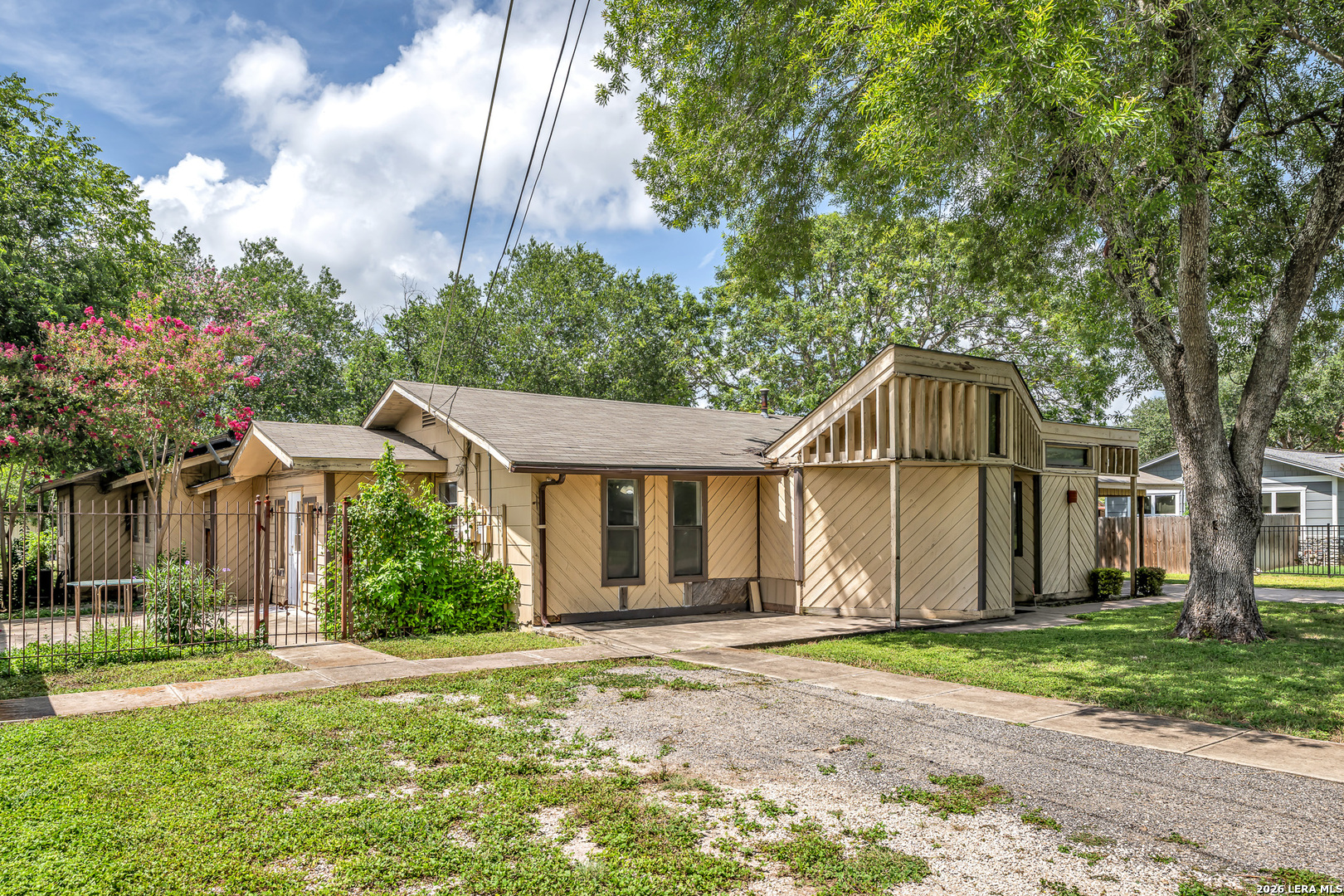170 Sinclair Road San Antonio, TX 78222 - Photo 3 of 29