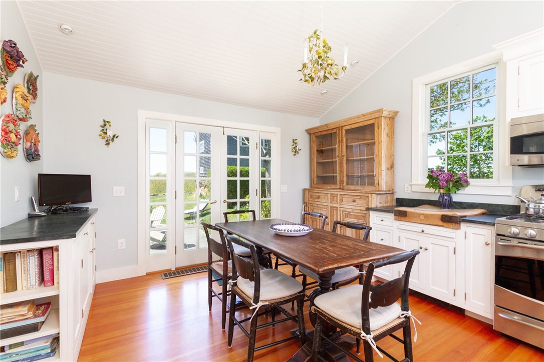 883 Cooneymus Road Block Island, RI 02807 - Photo 12 of 46