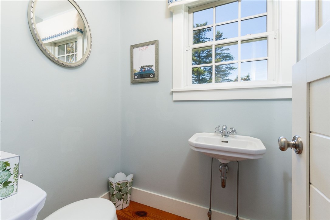883 Cooneymus Road Block Island, RI 02807 - Photo 15 of 46