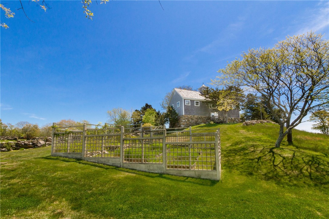 883 Cooneymus Road Block Island, RI 02807 - Photo 43 of 46