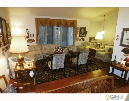 3 Indiana Road Somerset, NJ 08873 - Photo 4 of 9