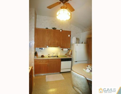 3 Indiana Road Somerset, NJ 08873 - Photo 5 of 9