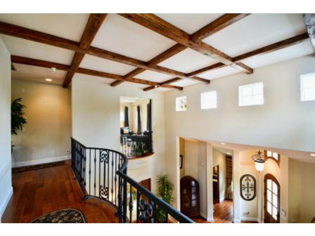 24337 San Juan Road Carmel, CA 93923 - Photo 14 of 25 a view of a entryway