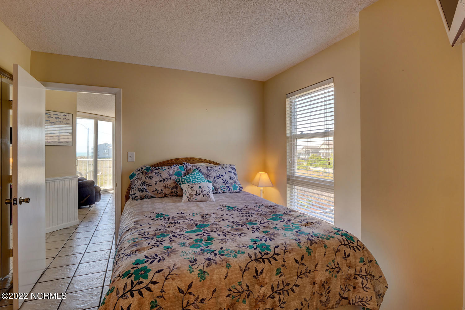 2000 New River Inlet Road, Unit 1101 North Topsail Beach, NC 28460 - Photo 17 of 28 2000 New River Inlet Rd 1101-large-019-4