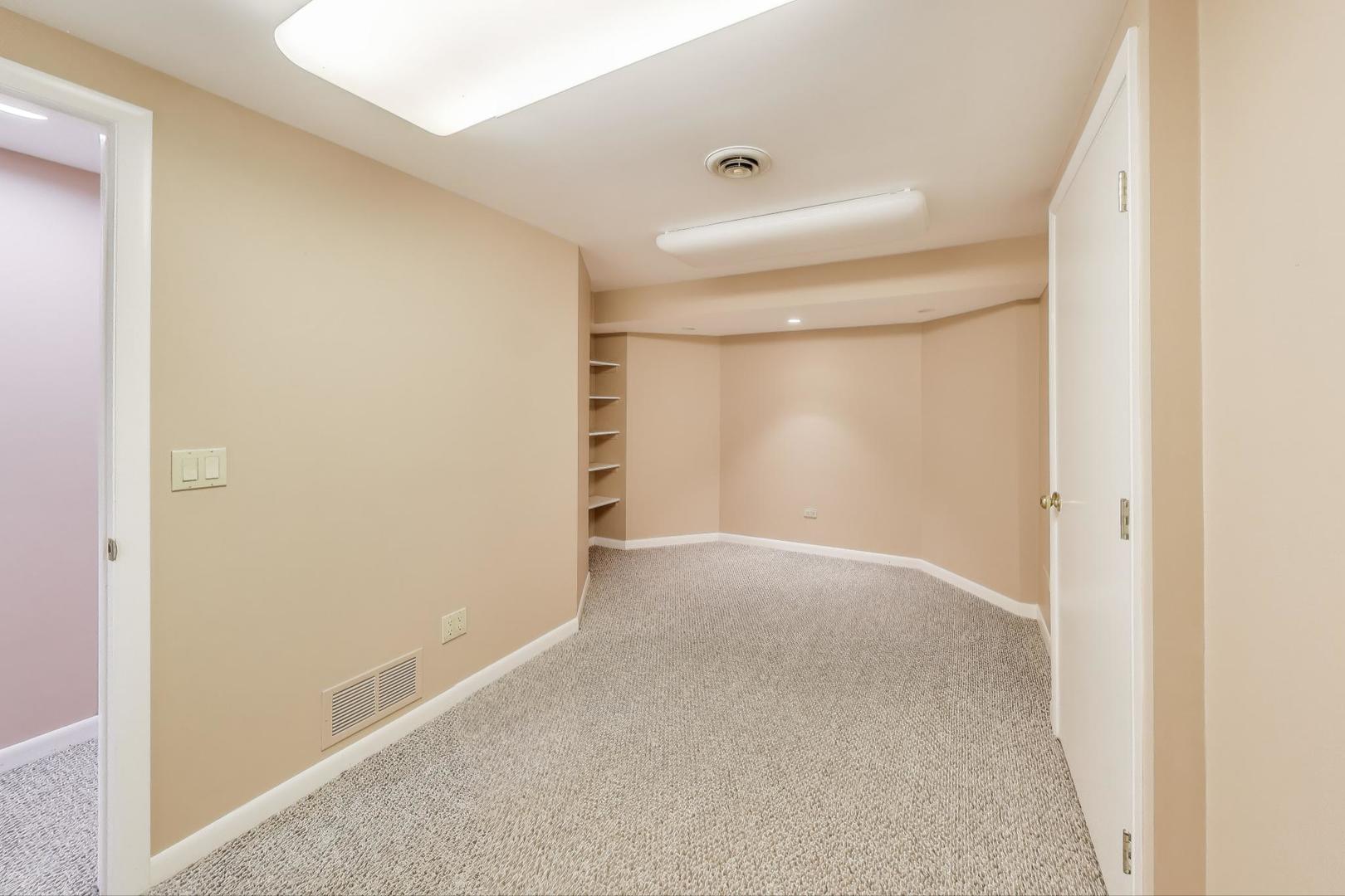 1903 Sheridan Road Buffalo Grove, IL 60089 - Photo 28 of 33 a view of empty room