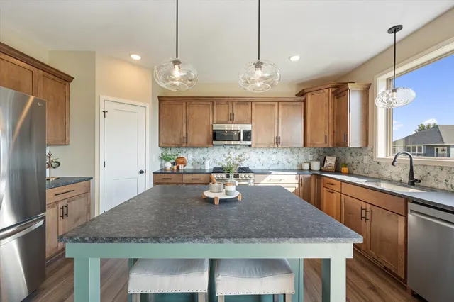 $720,000 | 1320 136th Street West, Rosemount, MN 55068