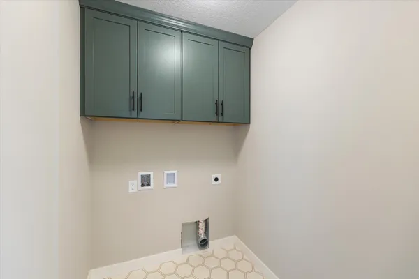 $699,000 | 1320 136th Street West, Rosemount, MN 55068
