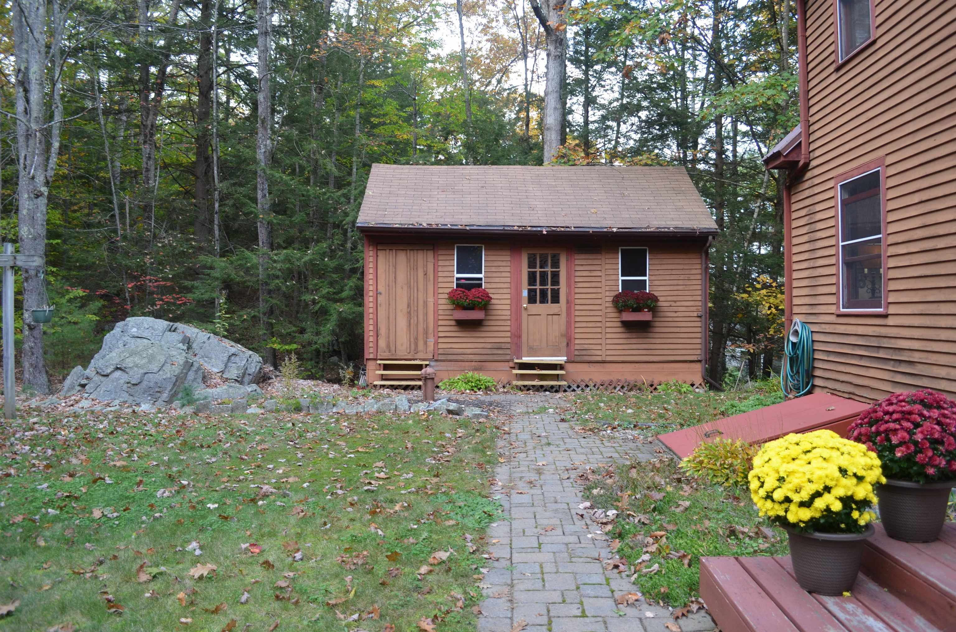 27 Lesmerises Road Loudon, NH 03307 - Photo 3 of 16