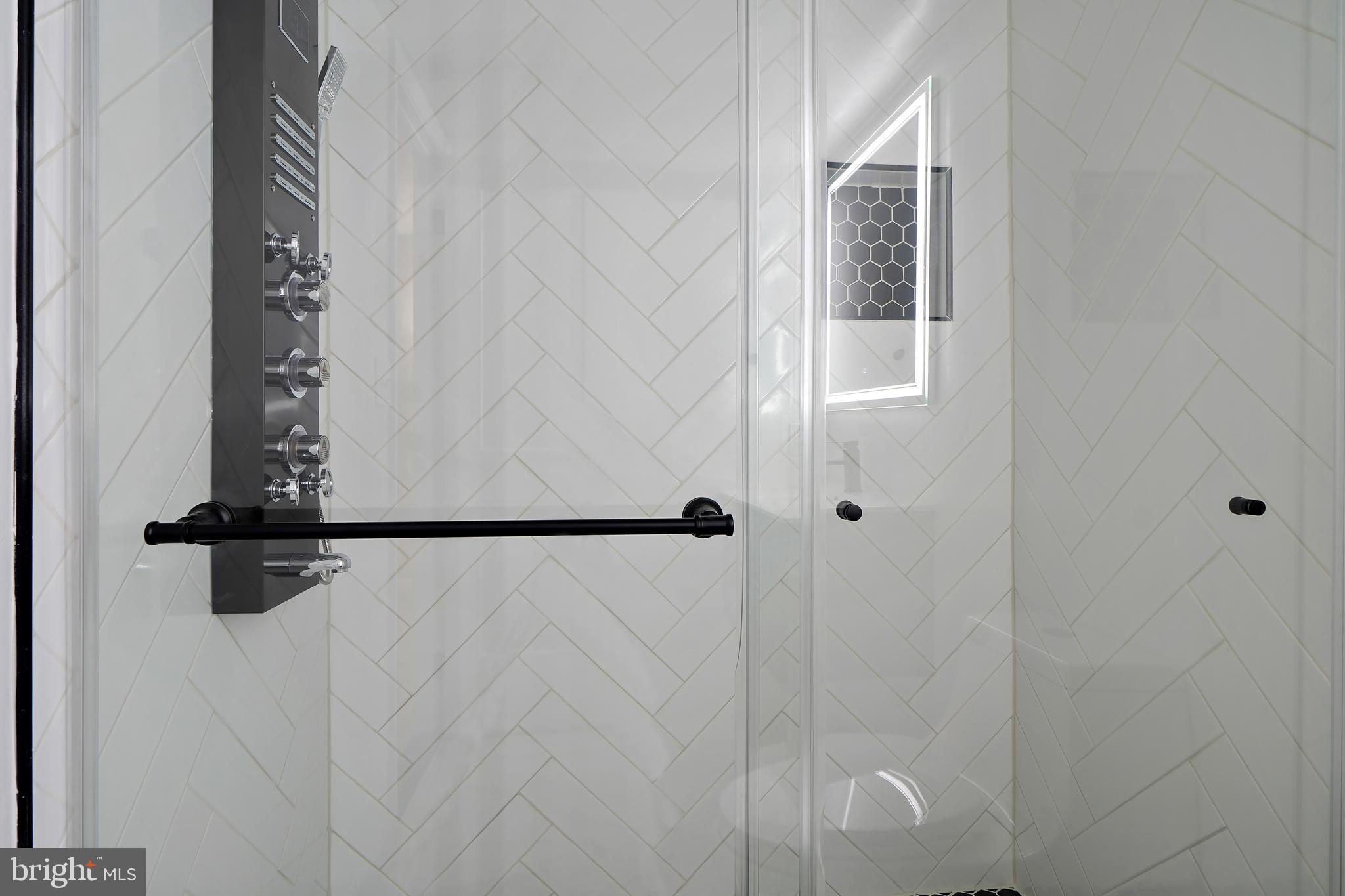 7661 Provincial Drive, Unit 112 McLean, VA 22102 - Photo 13 of 36 a view of a closet