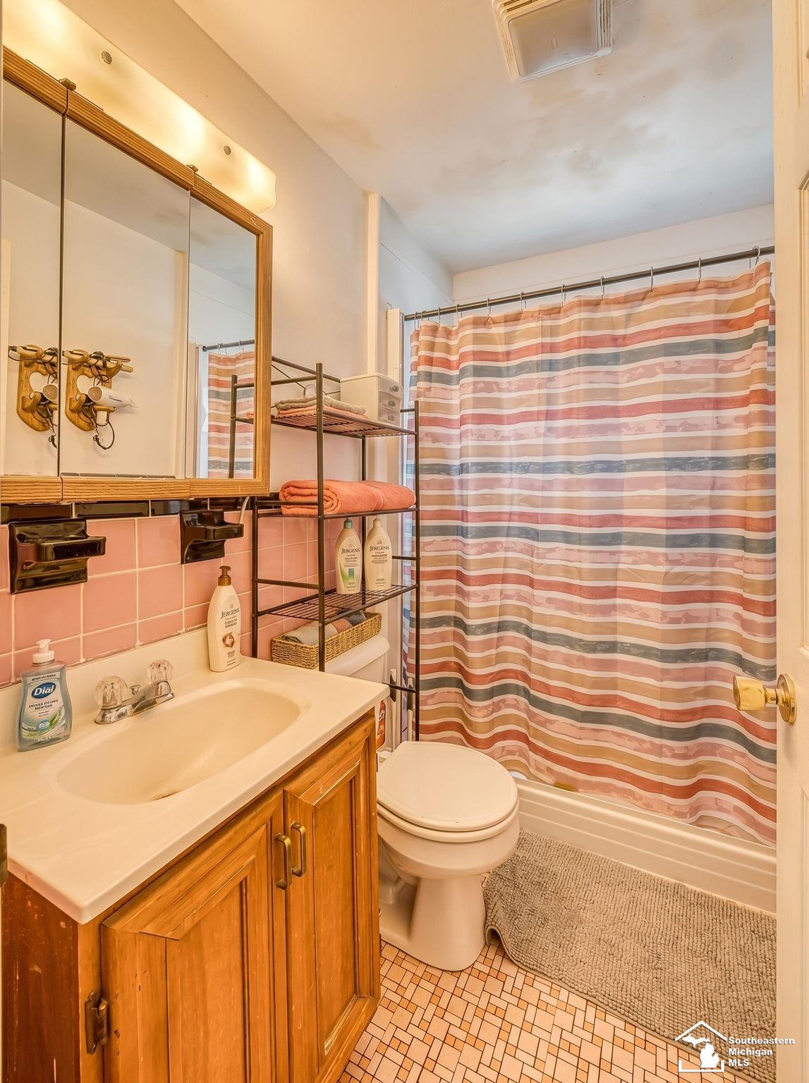 1263 Maple Boulevard Monroe, MI 48162 - Photo 16 of 33