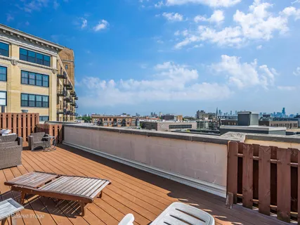 $595,000 | 1645 West School Street, Unit 418, Chicago, IL 60657