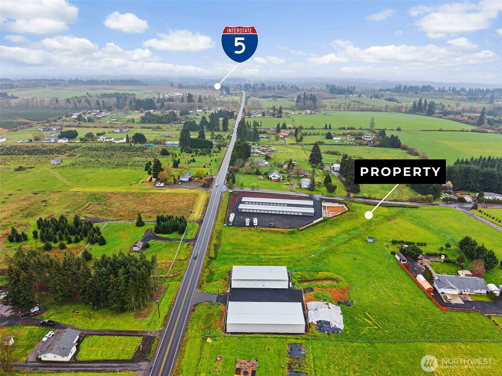 106 Twin View Lane Winlock, WA 98596 - Photo 4 of 4 a view of a city