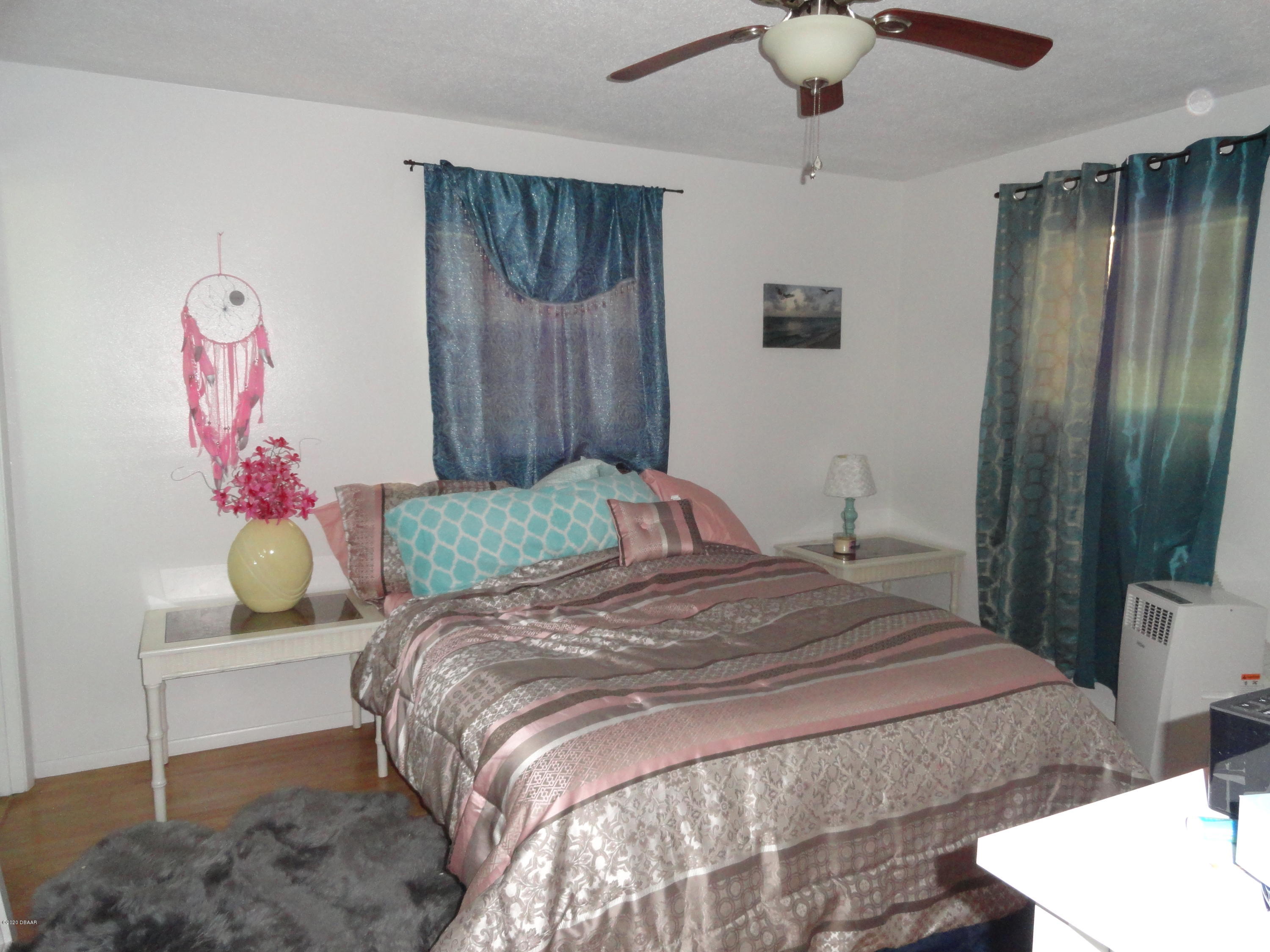 562 Lambright Road South Daytona, FL 32119 - Photo 9 of 15 DSC00815