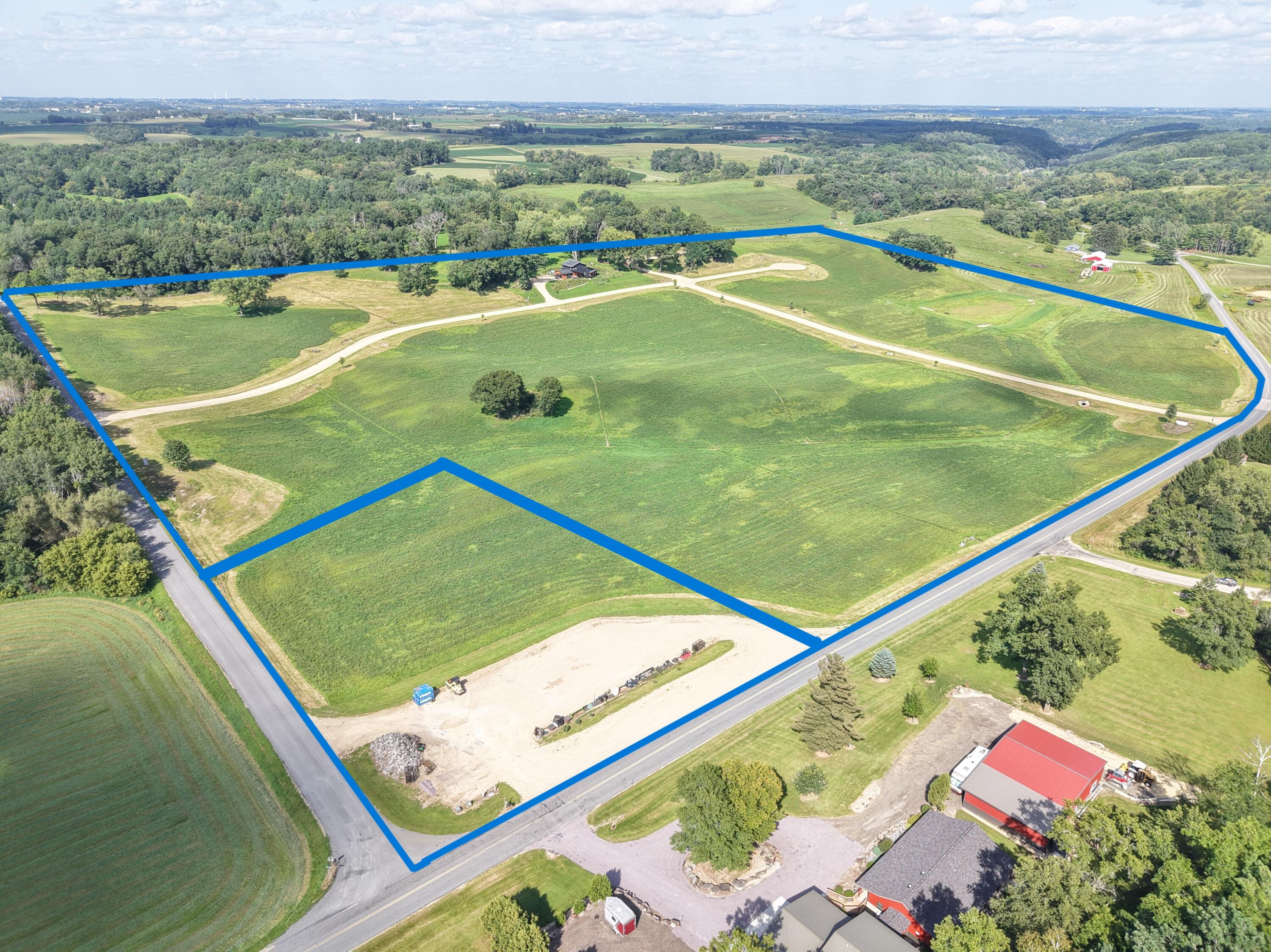 Lot 1 Distant