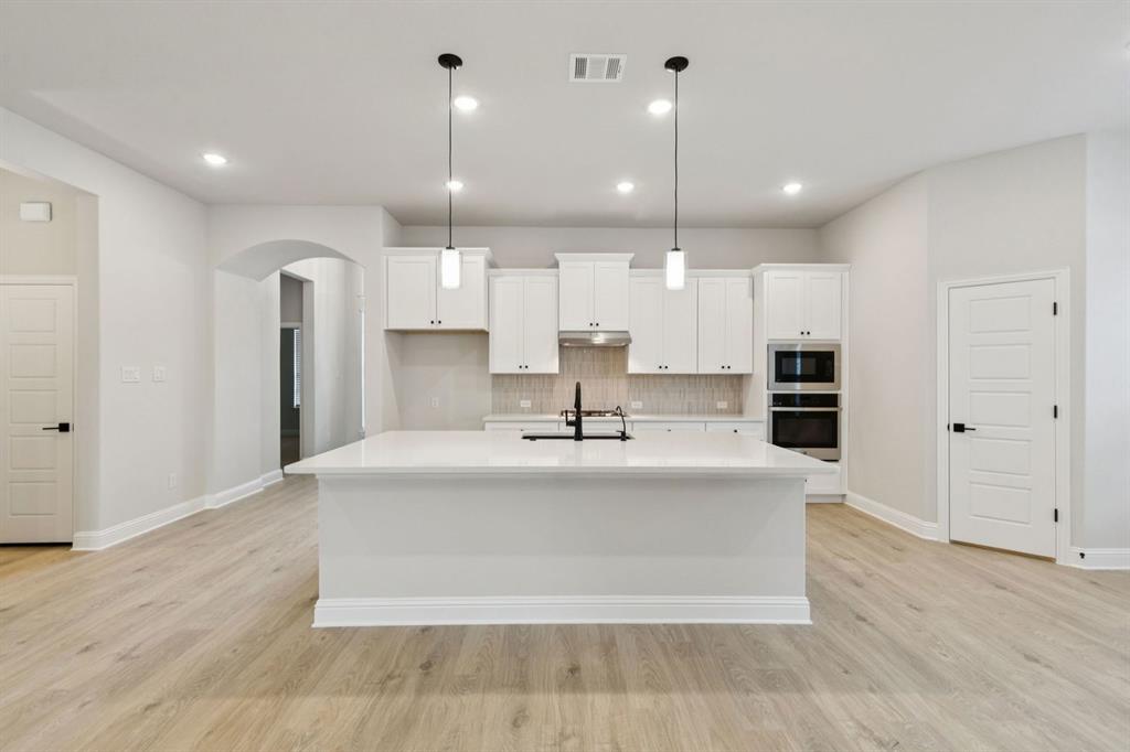 1854 Silver Birch Road Waxahachie, TX 75165 - Photo 4 of 18 3-1854Silver_004