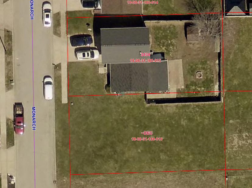 3434 Monarch Drive Decatur, IL 62526 - Photo 4 of 31