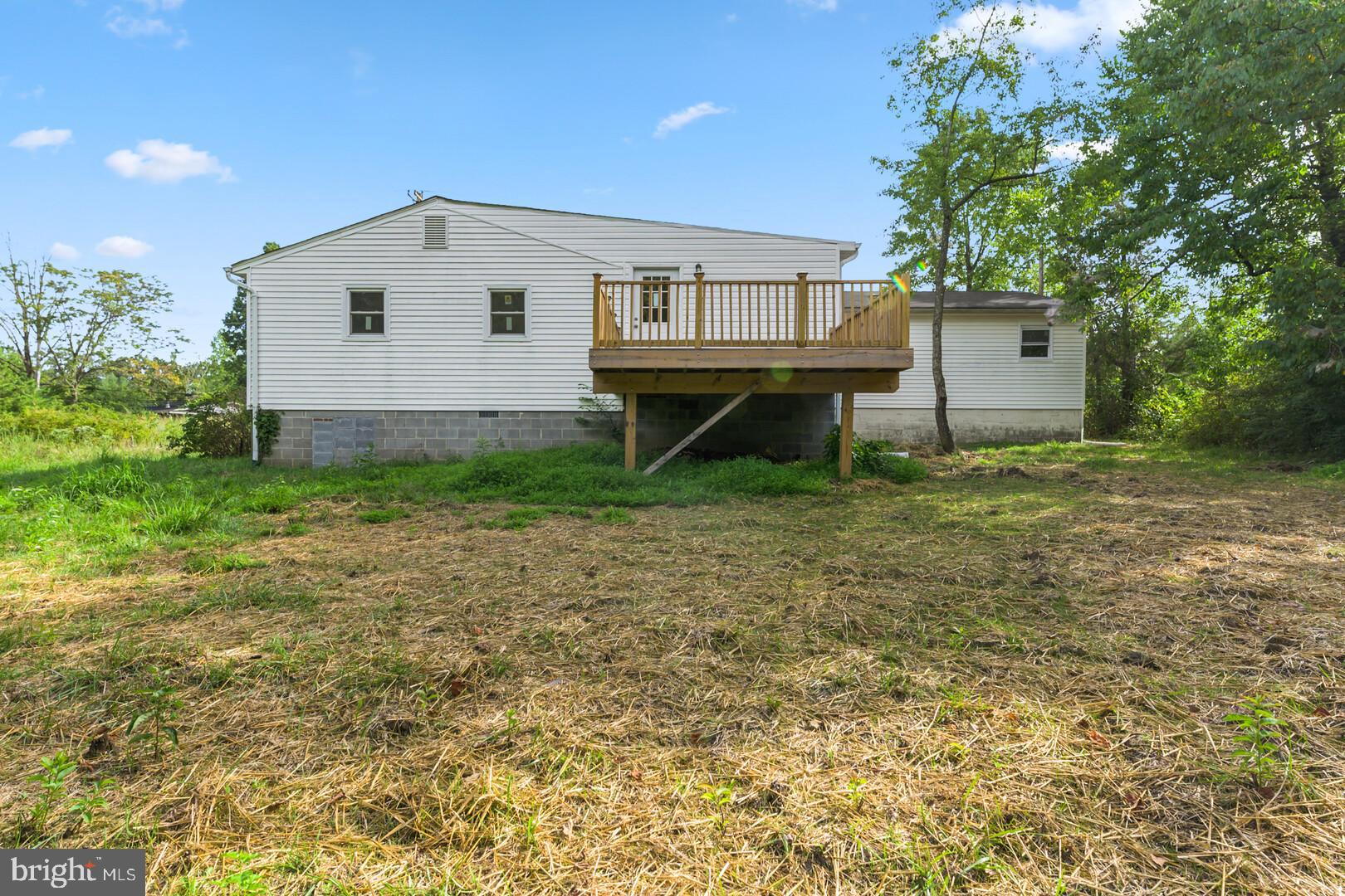 8455 Wellington Road Manassas, VA 20109 - Photo 24 of 28 backyard
