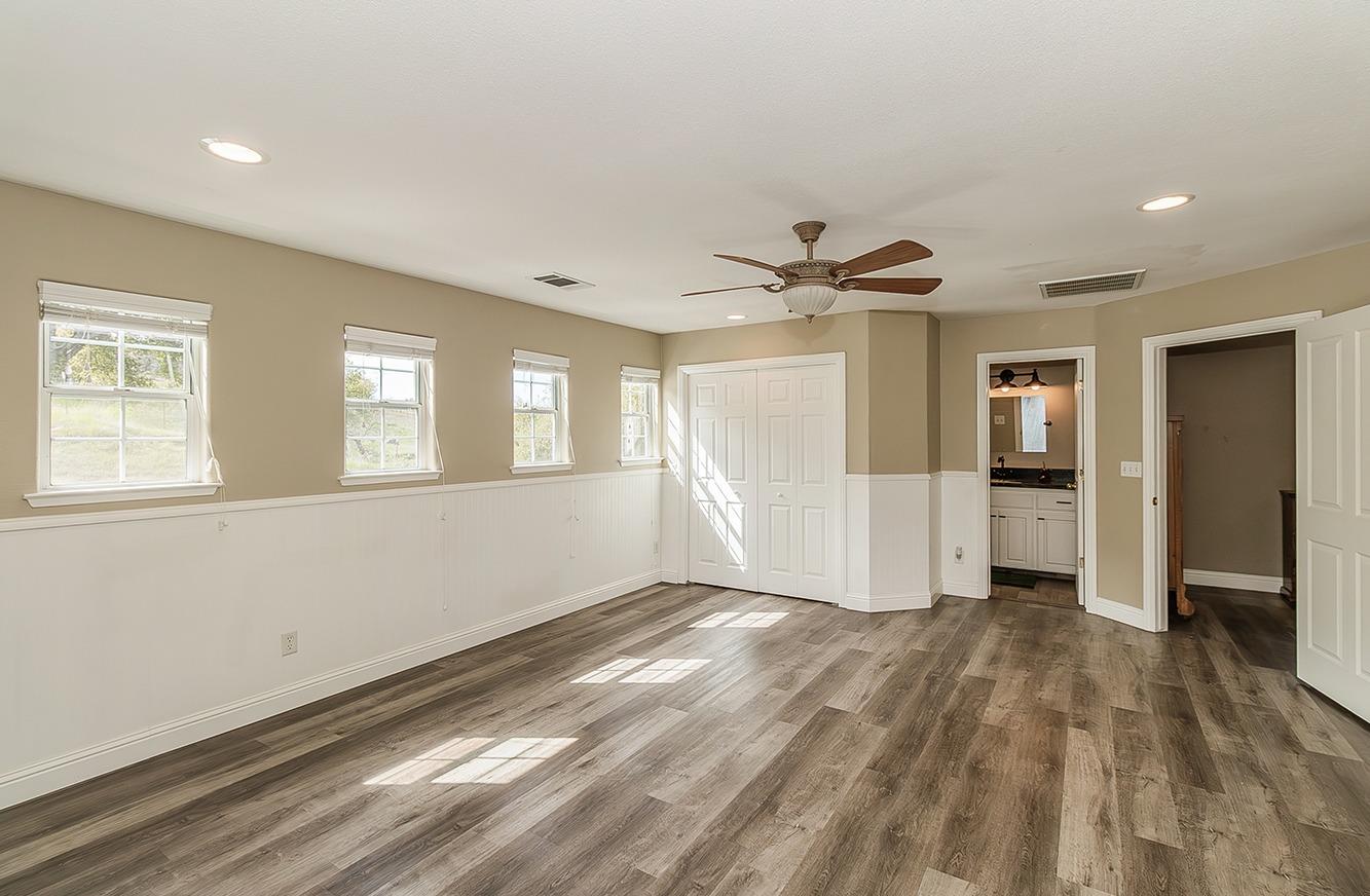 21777 Tollhouse Road Clovis, CA 93619 - Photo 62 of 99 a view of an empty room with a window