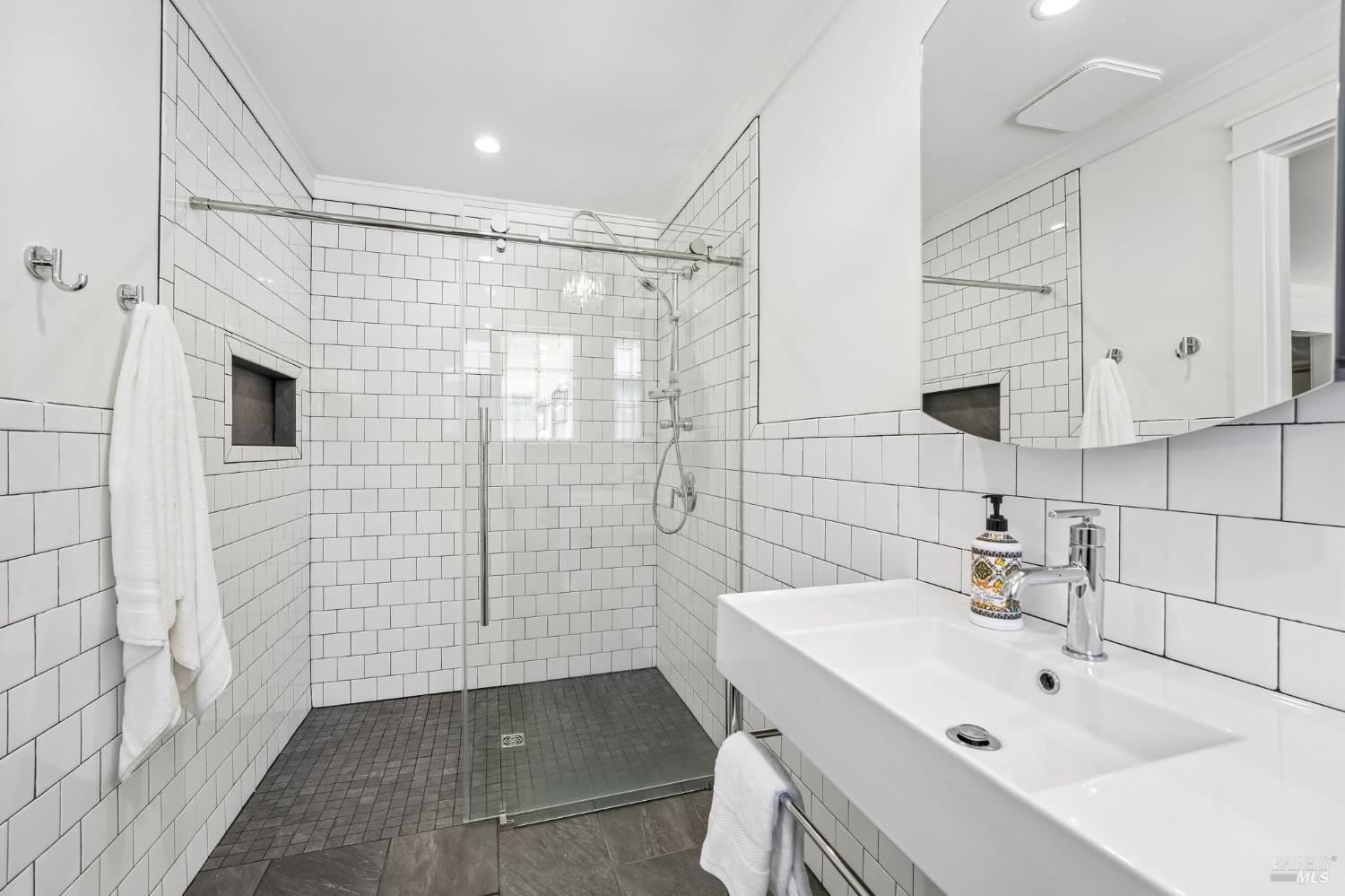 5430 Spain Avenue Santa Rosa, CA 95409 - Photo 23 of 32