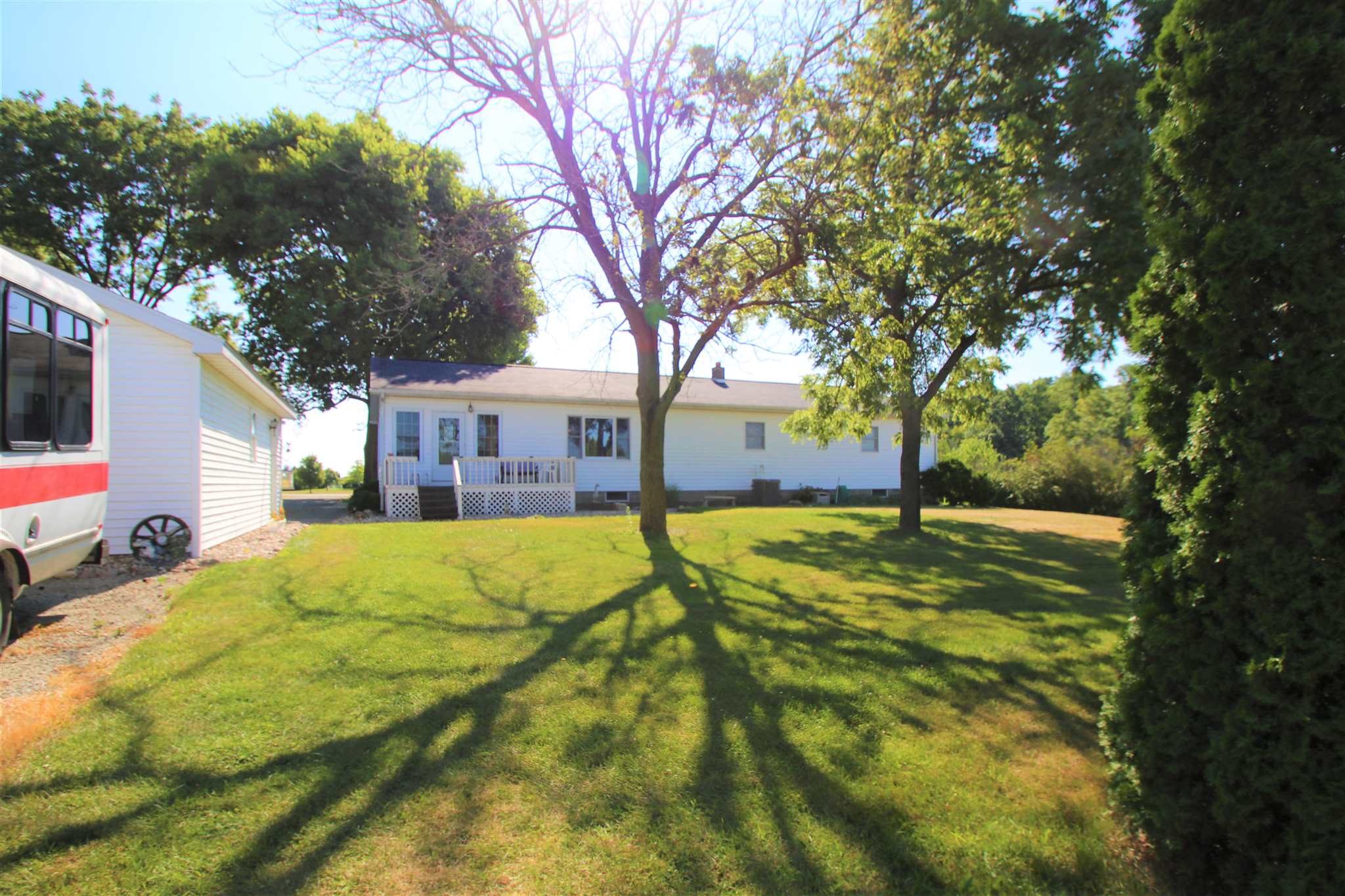 5293 Fir Road Bremen, IN 46506 - Photo 6 of 36