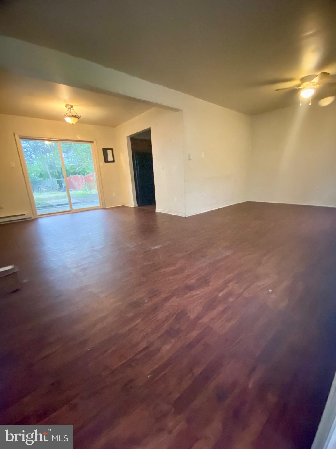 202 Hampshire Road Sicklerville, NJ 08081 - Photo 3 of 16