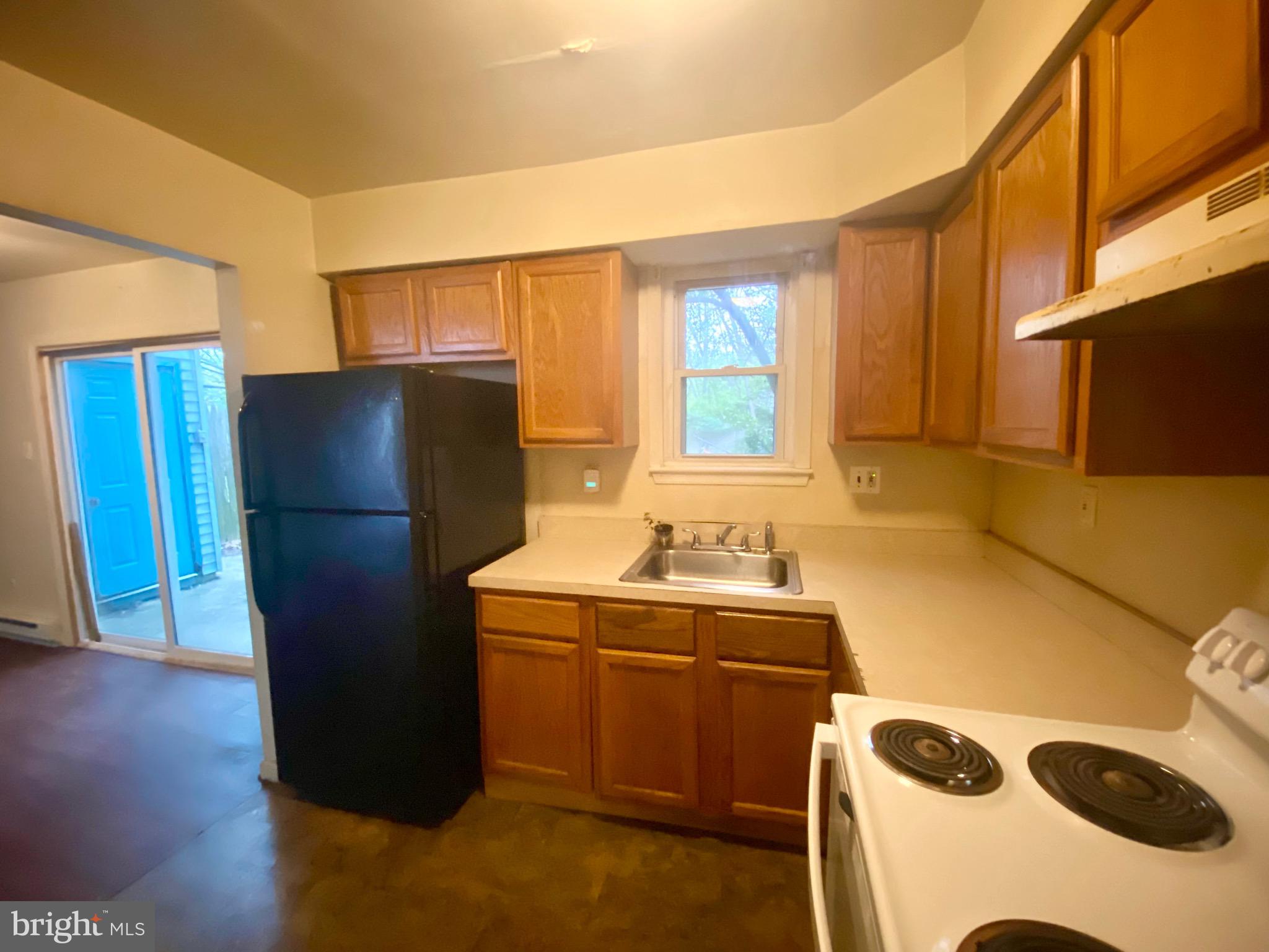 202 Hampshire Road Sicklerville, NJ 08081 - Photo 7 of 16