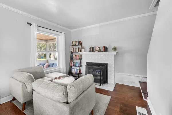 $475,000 | 4333 Blanchan Avenue, Brookfield, IL 60513