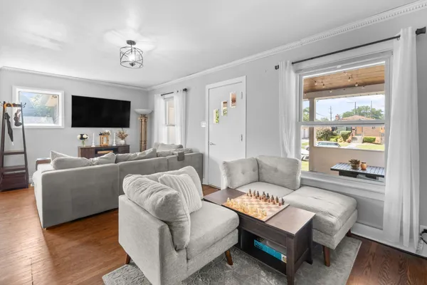 $475,000 | 4333 Blanchan Avenue, Brookfield, IL 60513