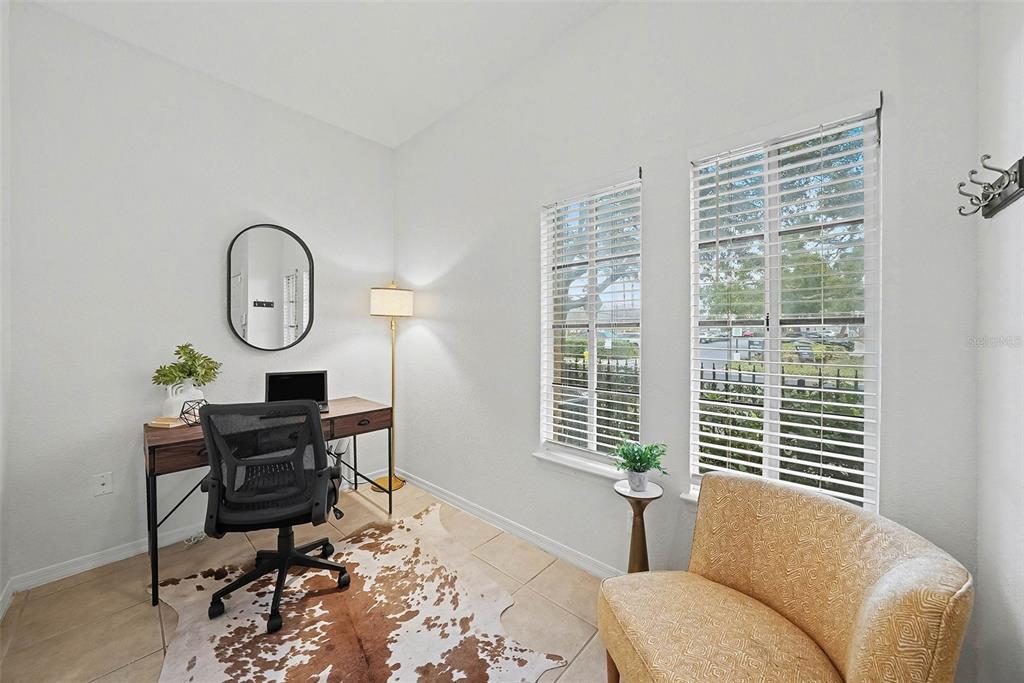 107 South Sherrill Street, Unit 107 Tampa, FL 33609 - Photo 5 of 30