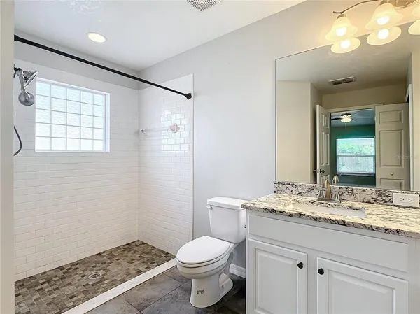 $3,000 | 3600 24th Avenue North, St. Petersburg, FL 33713