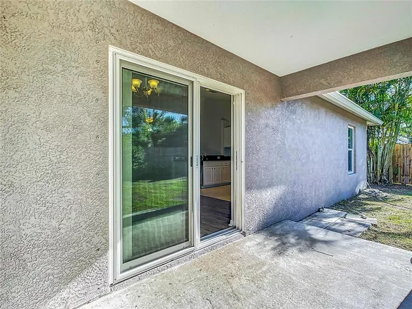 $3,000 | 3600 24th Avenue North, St. Petersburg, FL 33713