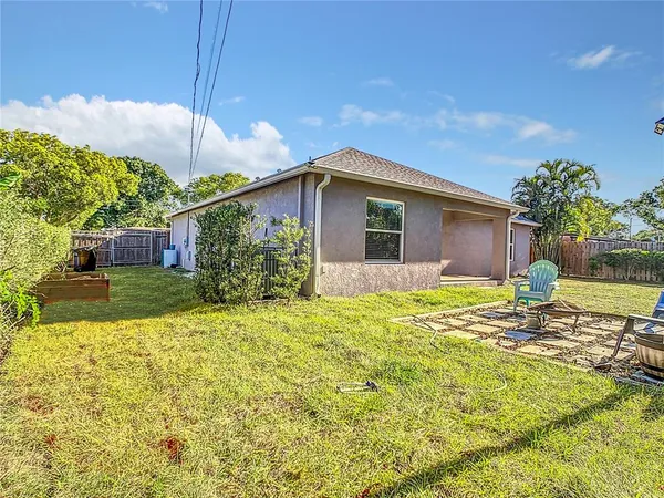 $3,000 | 3600 24th Avenue North, St. Petersburg, FL 33713