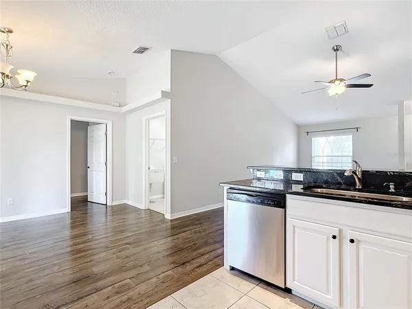 $3,000 | 3600 24th Avenue North, St. Petersburg, FL 33713