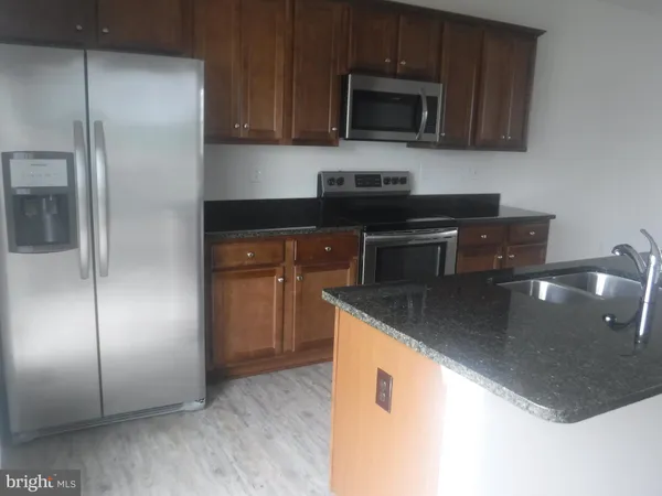 $1,825 | 202 Magellan Drive, Martinsburg, WV 25404