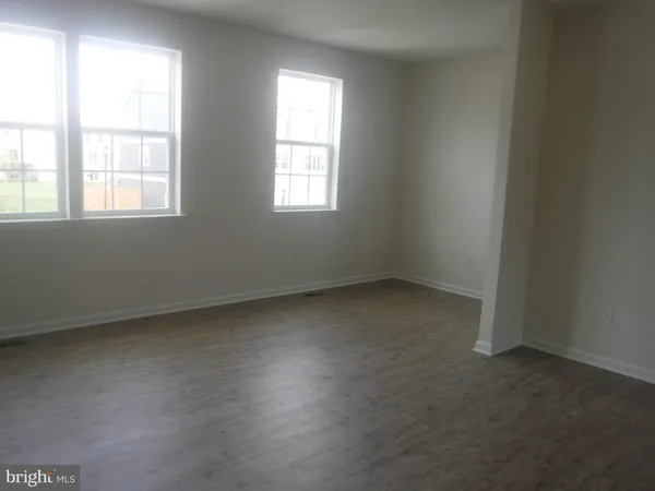 $1,825 | 202 Magellan Drive, Martinsburg, WV 25404