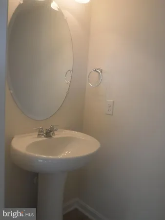 $1,825 | 202 Magellan Drive, Martinsburg, WV 25404