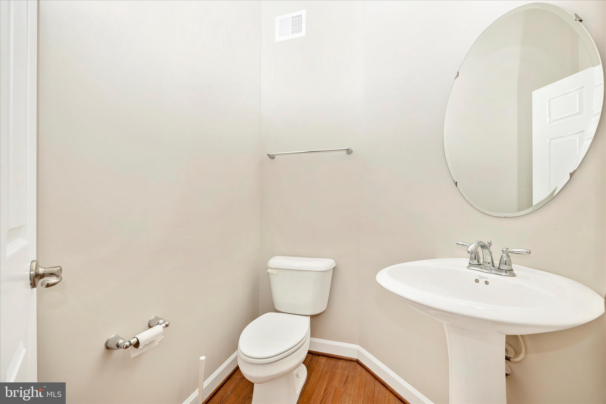 1101 Spring Run Court Frederick, MD 21702 - Photo 19 of 62 Powder Room
