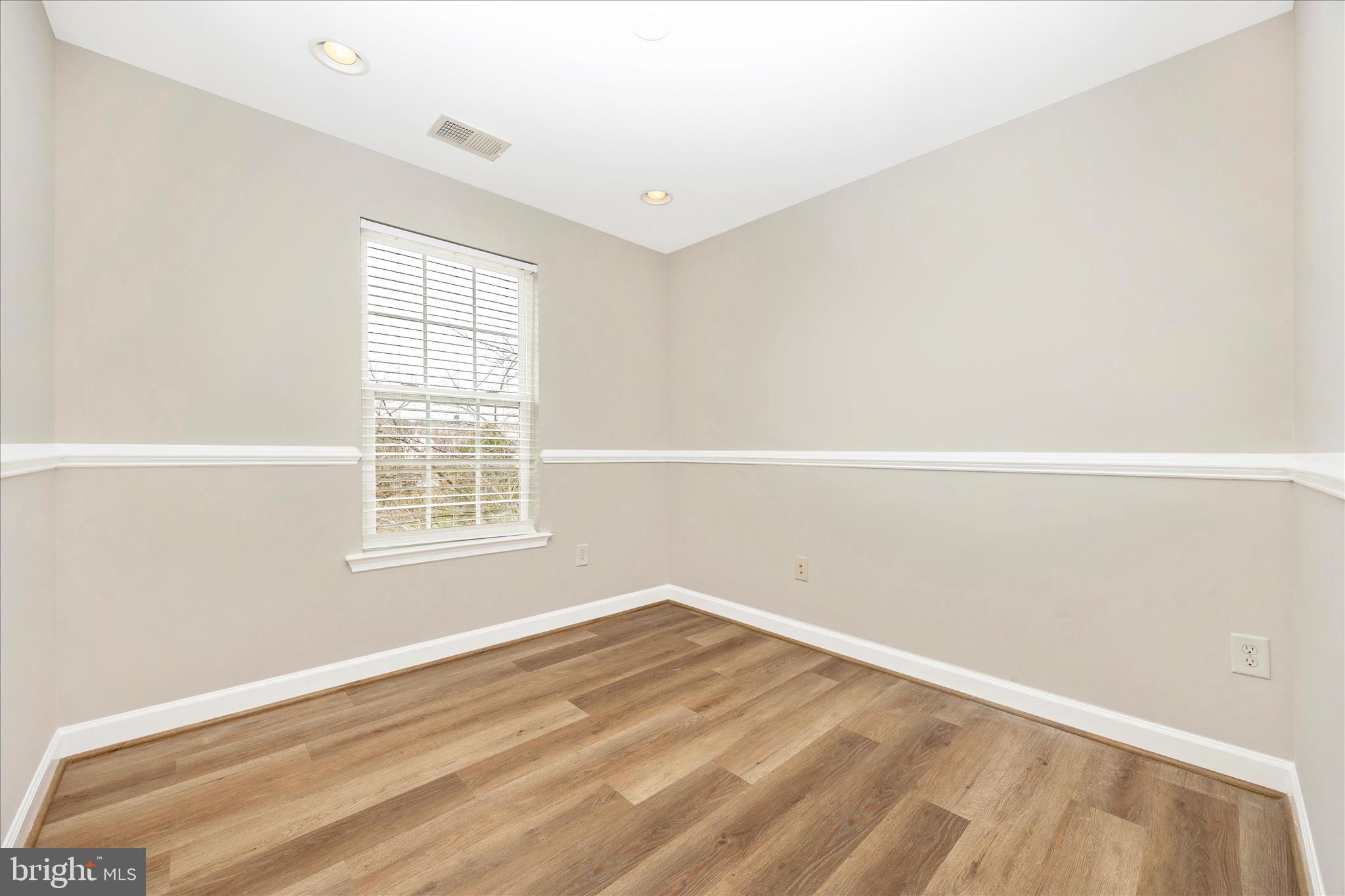 1101 Spring Run Court Frederick, MD 21702 - Photo 28 of 62 Bedroom 3