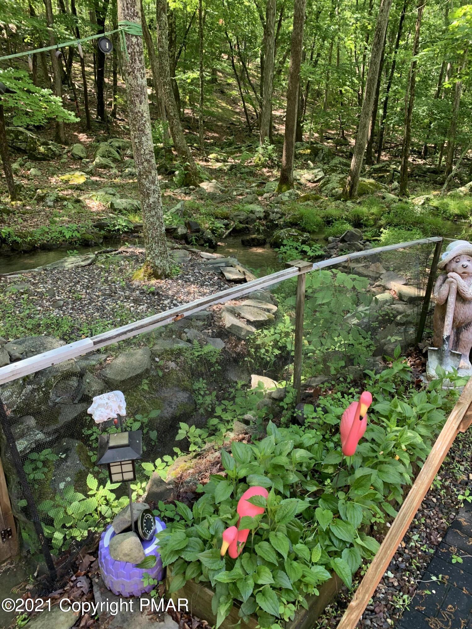 227 Canterbury Road Bushkill, PA 18324 - Photo 38 of 68 19-Yard (3)