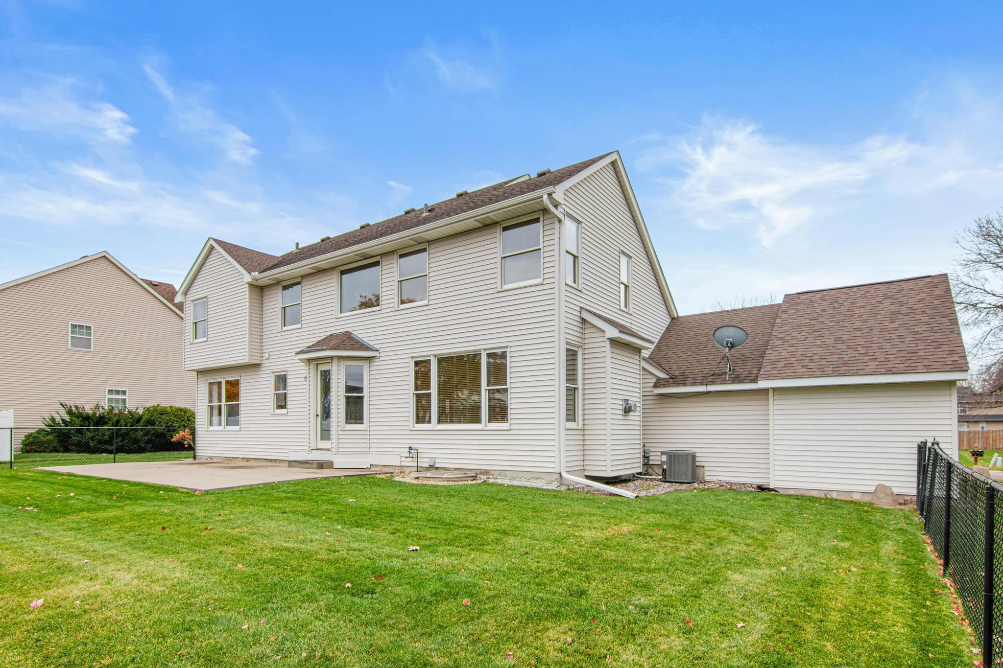 18244 87th Place North Maple Grove, MN 55311 - Photo 36 of 43