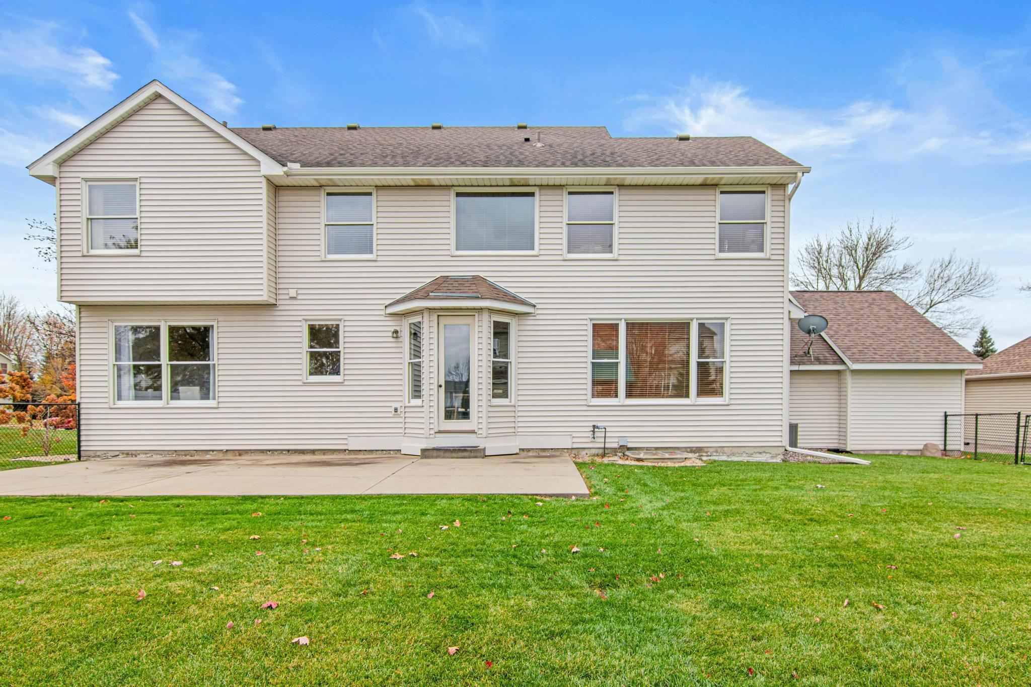 18244 87th Place North Maple Grove, MN 55311 - Photo 38 of 43