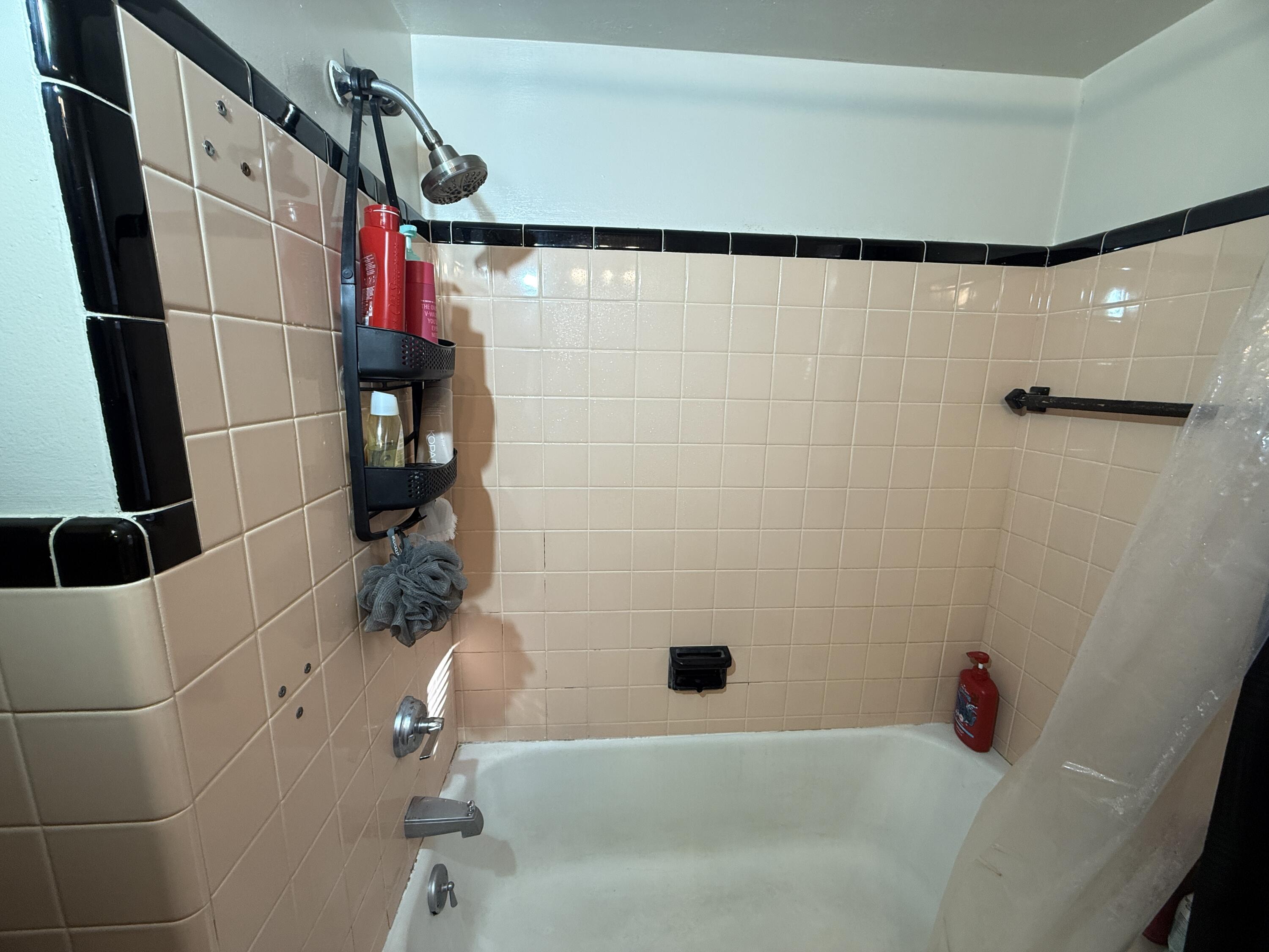 3724 North 57th Street Milwaukee, WI 53216 - Photo 15 of 17 Bath 2