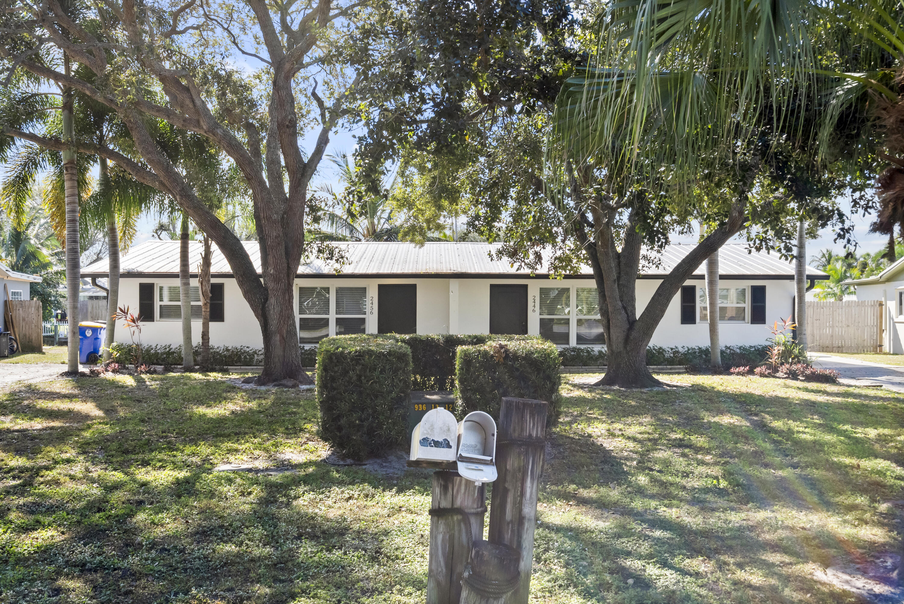 2456 Southwest Hideaway Lane Stuart, FL 34994 - Photo 2 of 30 DSC05185