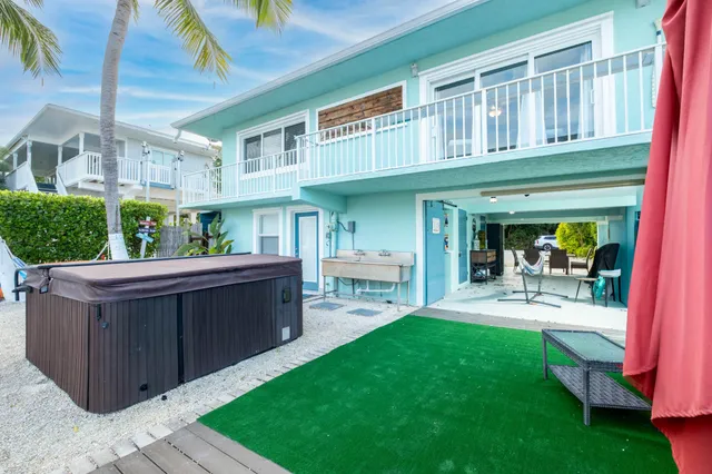 $1,225,000 | 105 Long Key Lake Drive, Layton, FL 33001